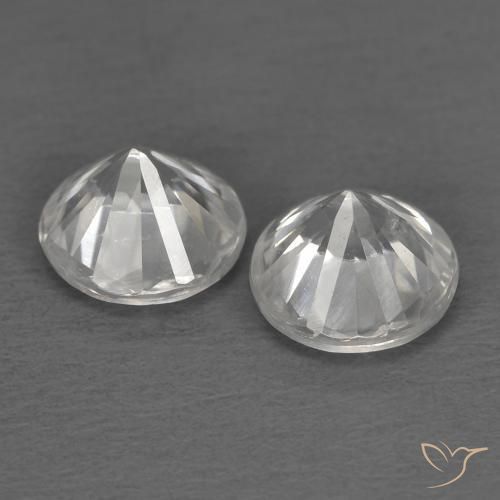 Zircon Gemstones in 5 mm (calibrated) Size for Sale, Zircon Stones in White Color
