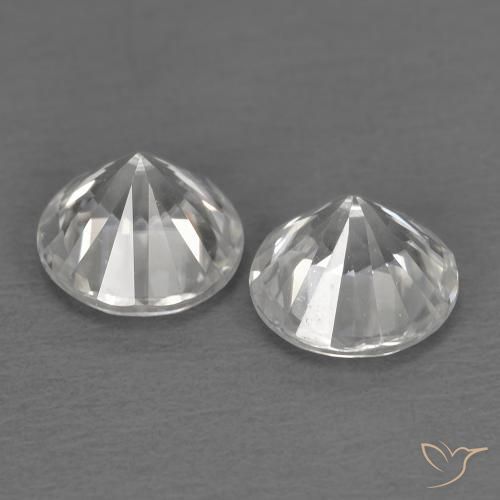 Zircon Gemstones in 5 mm (calibrated) Size for Sale, Zircon Stones in White Color