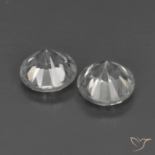Zircon Gemstones in 5 mm (calibrated) Size for Sale, Zircon Stones in White Color