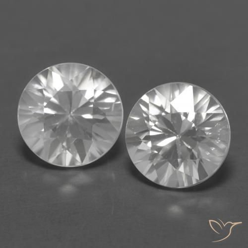 2 Stück/Paar Rund Zirkon in Größe 6mm, Gewicht 2,49 ct gesamt / durchschnittl. 1,25 ct, Weiß in VVS-VS Reinheit, Garantiert natürliche Edelsteine, Mohs-Härte 6,5 - 7,5 Geeignet für den täglichen Gebrauch im Schmuck, Hat außergewöhnliches Feuer, Photo A