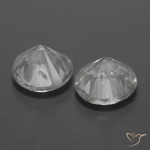 Zircon Gemstones in 6 mm (calibrated) Size for Sale, Zircon Stones in White Color