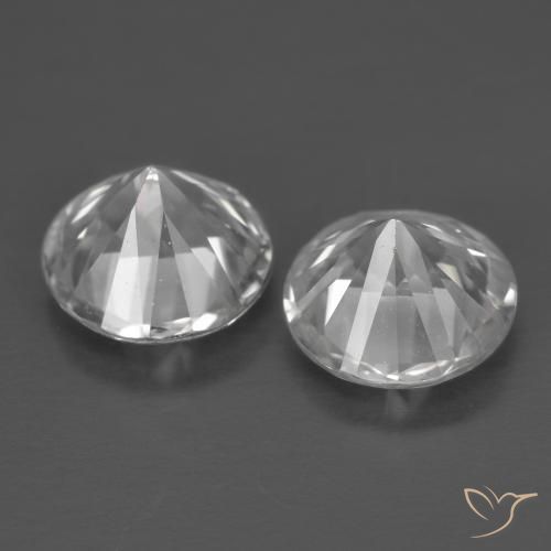 Zircon Gemstones in 6 mm (calibrated) Size for Sale, Zircon Stones in White Color
