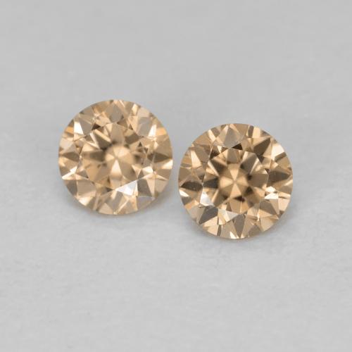 Light Neutral Orange Zircone Gem - 0.2ct Taglio brillante (ID: 623458)
