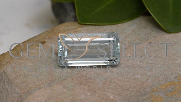 7.65ct Natural Blue Aquamarine, Emerald Cut, 16x8.4 mm